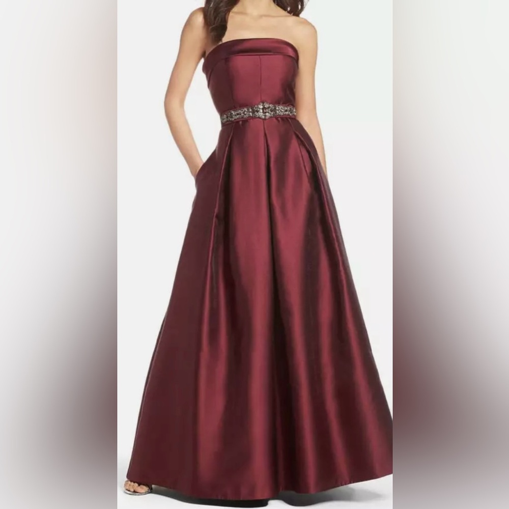 New Without Tags Eliza J Strapless Dress Size 8